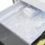 IceMaker Automático: produz 1,3 Kg de gelo a cada 24 horas com gaveta de armazenamento com capacidade de 3,5 Kg. Mantém automaticamente a gaveta de gelo completamente abastecida.
