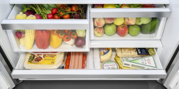 Super Cool: função que conserva melhor o sabor e os nutrientes dos alimentos colocados em temperatura ambiente no refrigerador, resfriando-os rapidamente à 1 ºC por 150 minutos.