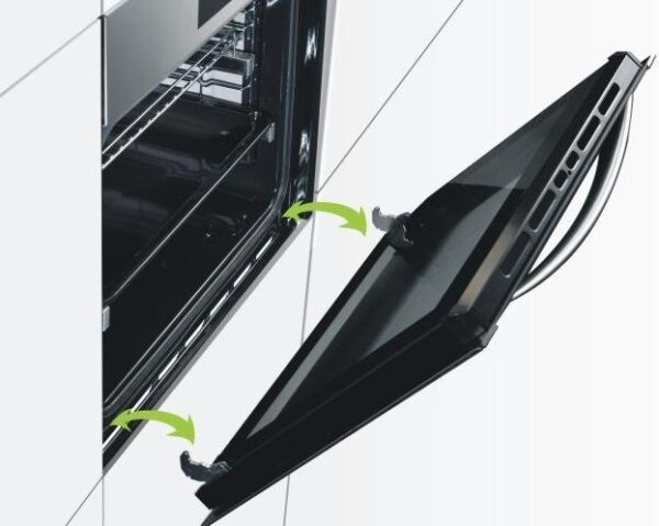 Porta com Vidro Duplo Removível: reduz drasticamente a temperatura da superfície externa do forno garantindo segurança e redução do consumo de energia.