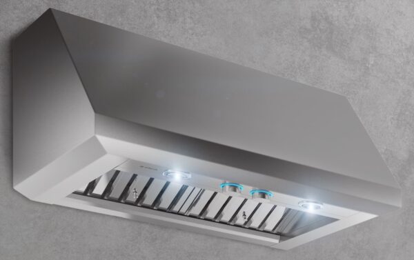 Iluminação em LEDs: permite visualizar o ponto de preparo dos alimentos por entre a fumaça e o vapor.