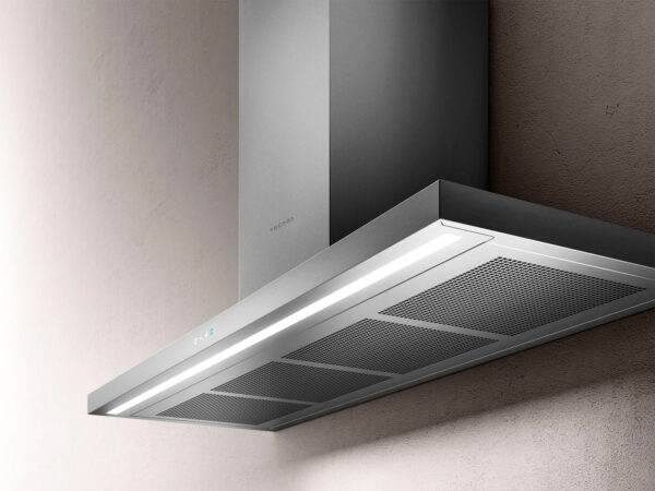 Aço Inox Escovado: Sua superfície lisa sem porosidade torna fácil e rápido manter a coifa sempre limpa.