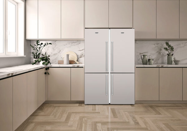Barra de LED no Kit de União: cria um sofisticado ambiente em sua cozinha e pode ser acionada de forma independente do refrigerador. Acessório opcional vendido separadamente.