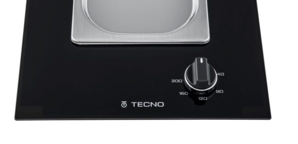 Painel de Controle Frontal: maior praticidade e segurança ao preparar alimentos no cooktop. Ao atingir a temperatura selecionada o led laranja no painel se apaga para um controle mais preciso ao fritar alimentos e cozer massas.