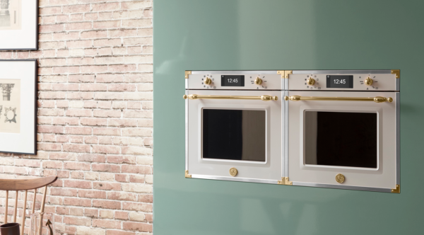 Design Heritage: compõe refinados conjuntos com os demais produtos da linha Bertazzoni Heritage como o forno, gaveta aquecida, cooktop, coifas, fogões, refrigeradores, adegas e lava-louças.