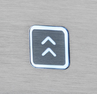 4 Velocidades: Permite aplicar a aspiração adequada ao preparar todos os tipos de receitas. O display digital do painel informa a velocidade selecionada.