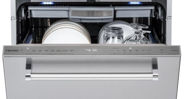 Jet Wash de 14 Minutos: programa que lava todas as louças de 4 pessoas usadas no dia a dia com apenas 14 minutos e 6,6 l de água.