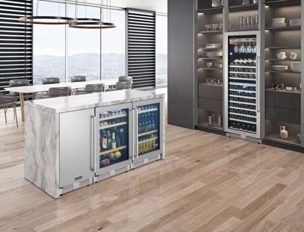 Compõe Conjuntos: com os demais produtos da linha Tecno Professional com perfeito alinhamento das portas e puxadores tubulares em inox, como as adegas, as cervejeiras, o frigobar, o freezer, o umidor de charutos e a gaveta refrigerada.