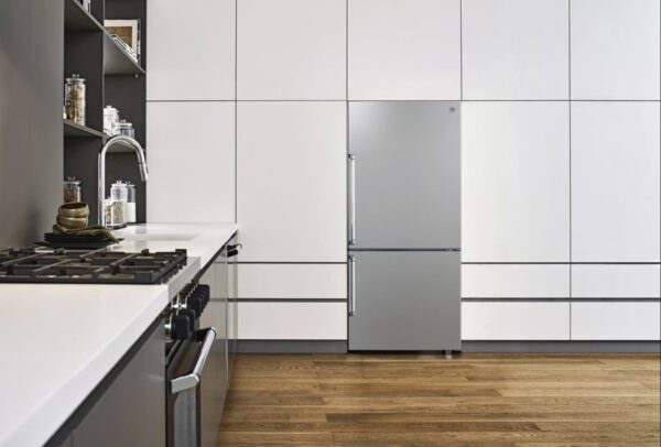 Aplicação Embutido ou no Piso: proporciona uma refinada integração com seu projeto de cozinha sem frestas de ventilação ao ser aplicado em um nicho.