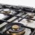 Queimadores Profissionais Sabaf High Efficiency Full Brass: em latão maciço, com alta eficiência na transmissão de calor em 4 diferentes tamanhos. Oferecem maior durabilidade e grande amplitude entre as potências máxima e mínima de chama, calor na medida certa para cada receita.