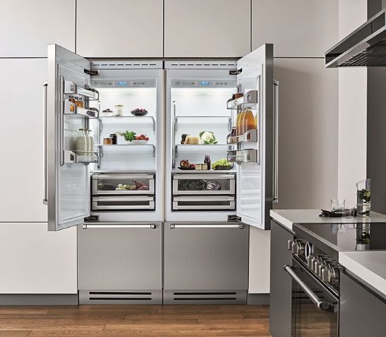Obra Prima do Design e Tecnologia: sua aparência refinada se reflete em todos os detalhes com o uso de materiais da mais alta qualidade, made in Italy. Pode ser aplicado em dupla.