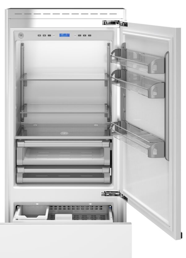 refrigerador_bertazzoni_para_revestir_em_metal_4_1_1.jpg Interior e Exterior 100% em Metal e Vidro: proporciona maior durabilidade ao refrigerador e melhor controle de temperatura.