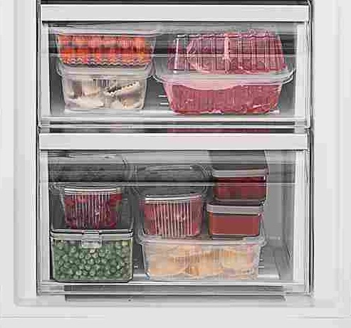 Função Super Freeze: congela rapidamente os alimentos a - 24 °C para melhor preservar seus sabores, aromas, texturas e nutrientes.