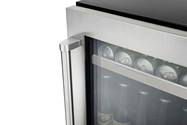Puxador Tubular em Inox: robusto e elegante, presente em todos os demais produtos da linha Tecno Professional.
