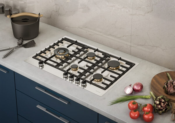 Mesa Filotop: permite embutimento flush, onde a mesa do cooktop e a bancada ficam perfeitamente alinhadas no mesmo plano. Pode também ser aplicada sobreposta à bancada ficando a mesa com altura de apenas 1 mm.