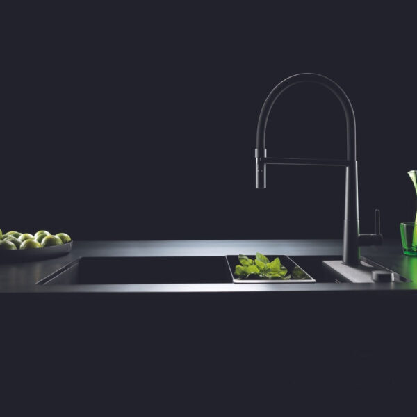 Misturador Monocomando de mesa Icon Semi-Pro Black Matte